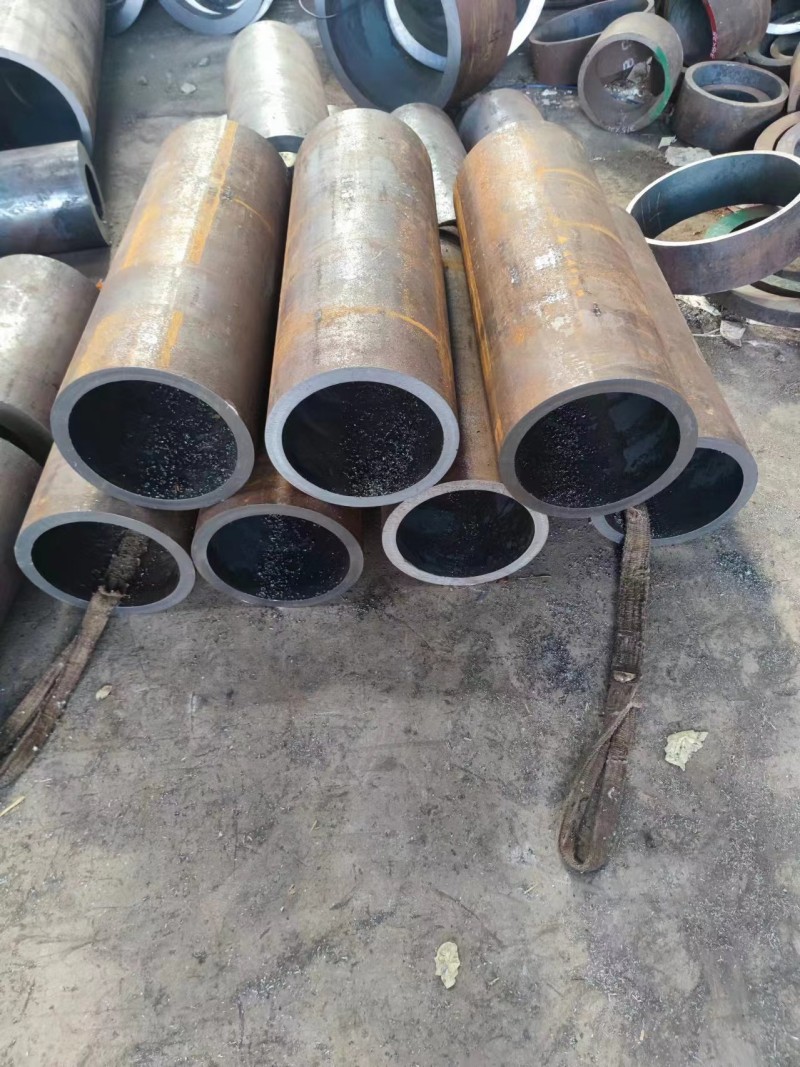赛罕赛罕赛罕12Cr1MovG无缝钢管切割