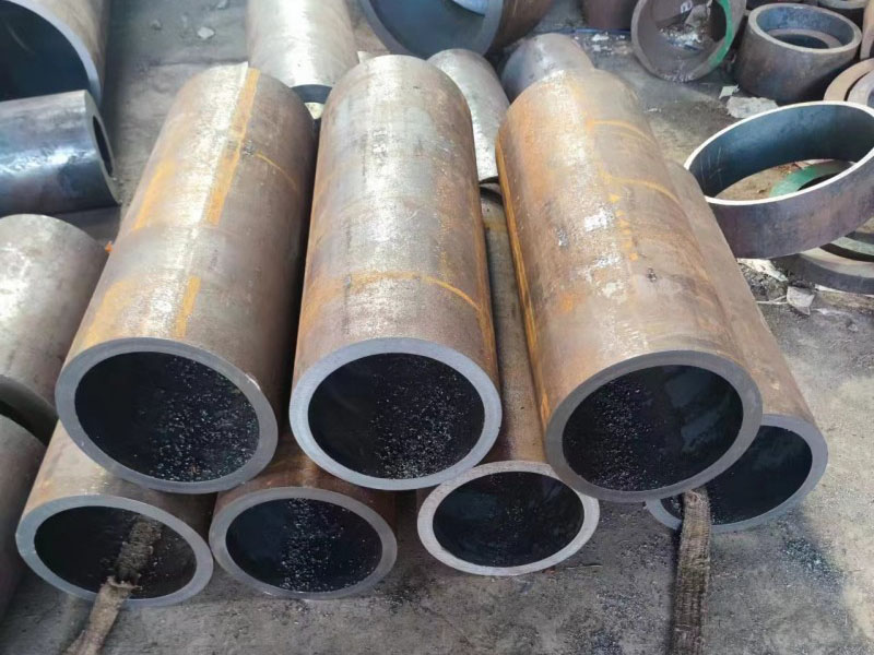 赛罕12Cr1MovG无缝钢管切割